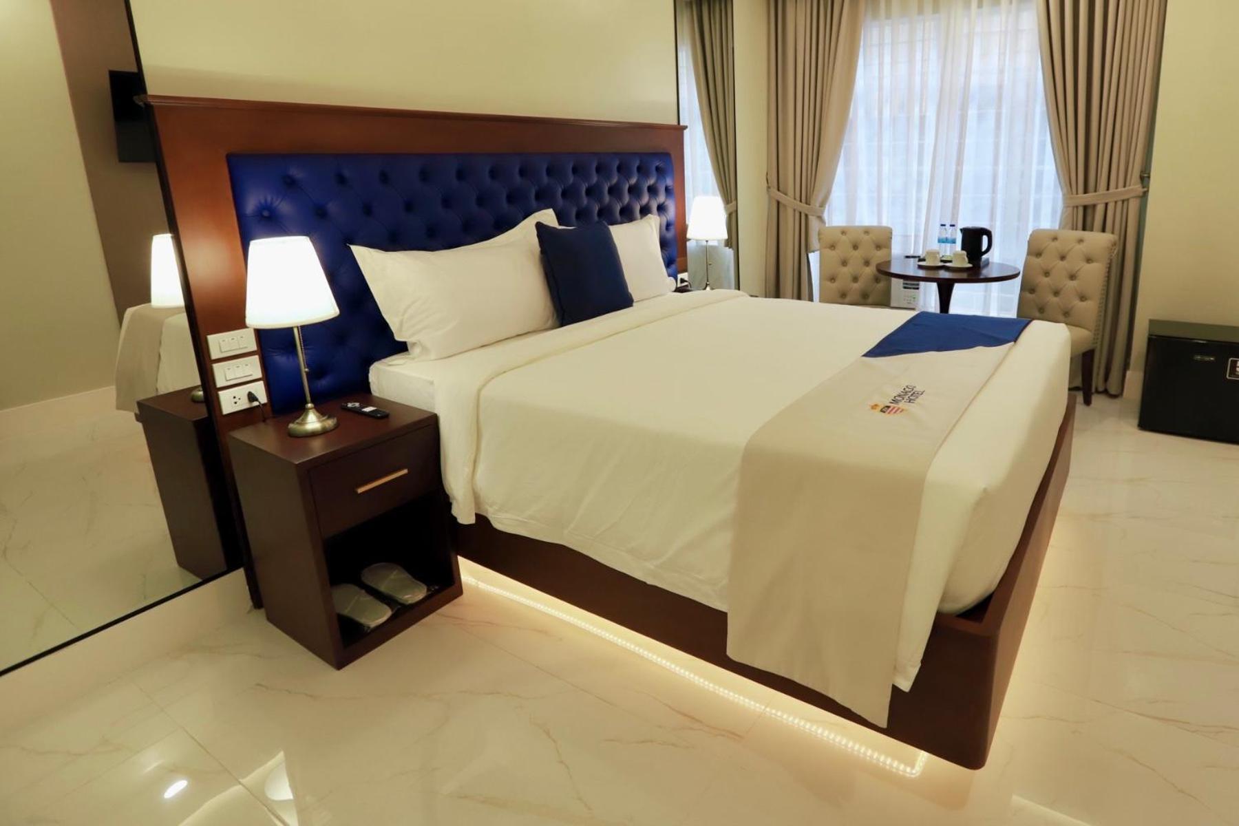 Monaco Hotel Taytay  Bagian luar foto