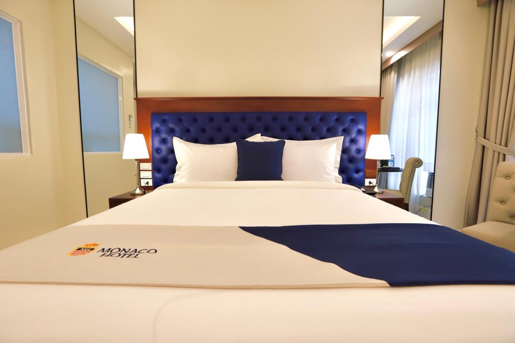 Monaco Hotel Taytay  Bagian luar foto